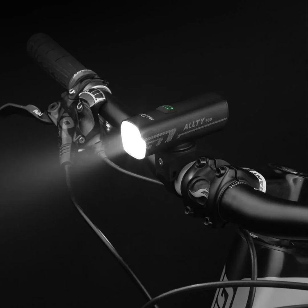 Combo Magicshine Lampara Magicshine Delatera 600 Lm - 30 Lm Negro